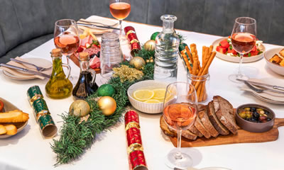 Christmas Day Lunch at Young & Jackson